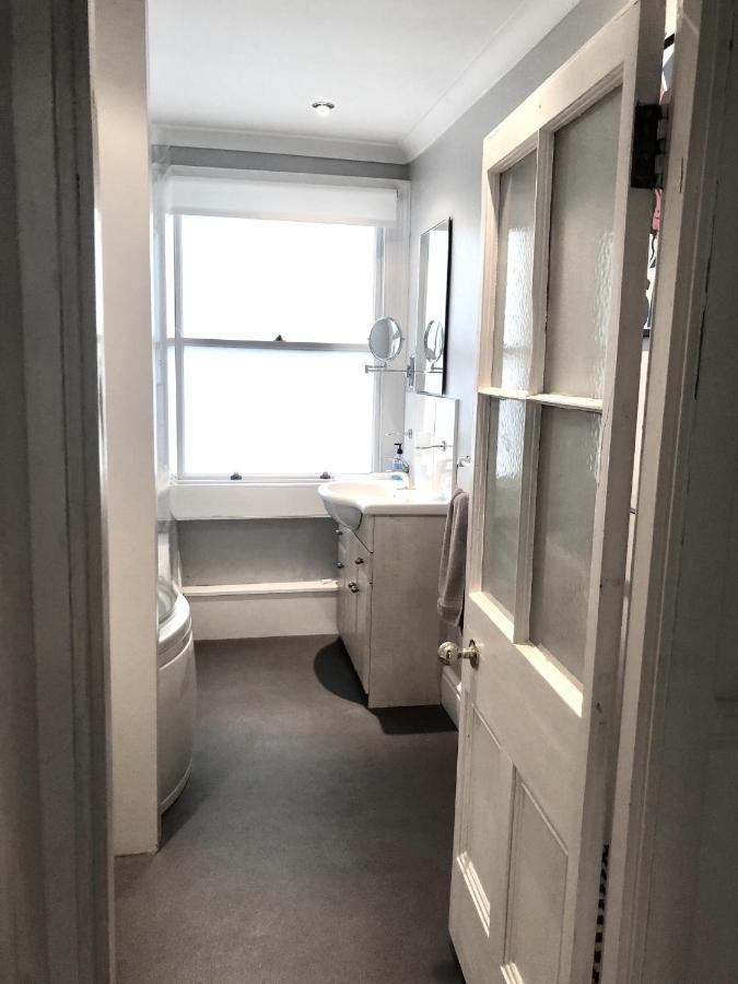 Lauras Townhouse Apartments Thomas Street Townhouse Bath Esterno foto