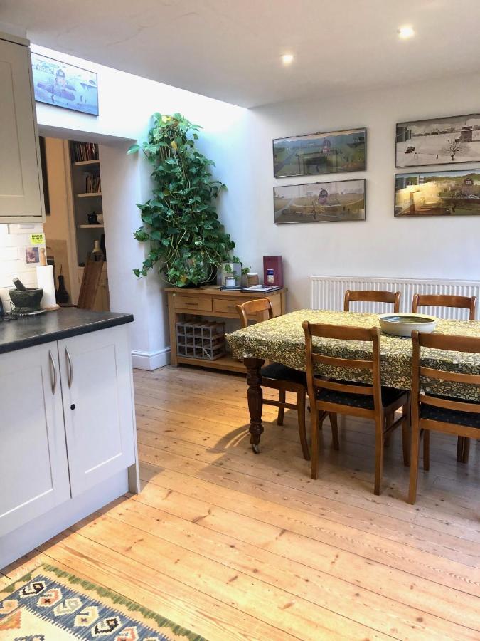 Lauras Townhouse Apartments Thomas Street Townhouse Bath Esterno foto